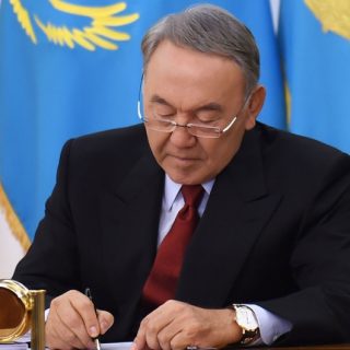 президент Казахстана Нурсултан Назарбаев.
