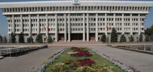 парламент-киргизии