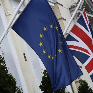 Brexit: британцы не спешат расстаться с ЕС
