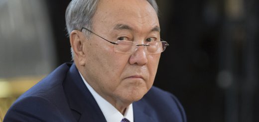 Назарбаев: Казахстан сейчас находится в кризисе