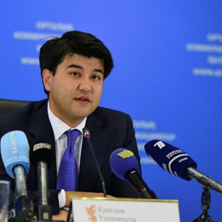 Экономика Казахстана учится плавать без нефтедолларов