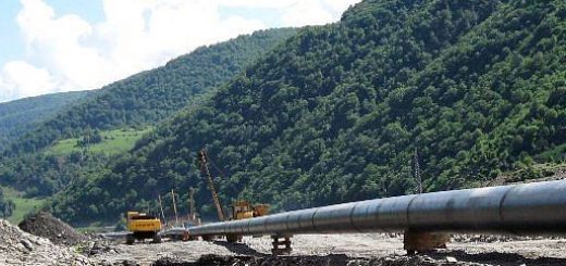 В Армении обеспокоены решением Грузии продать 25% активов Международной корпорации нефти и газа, управляющей магистральным газопроводом Север-Юг. Причина беспокойства в том, что покупателем акций может стать азербайджанская компания.