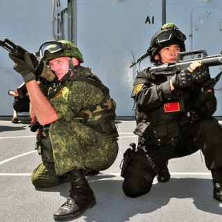 Военные России и Китая