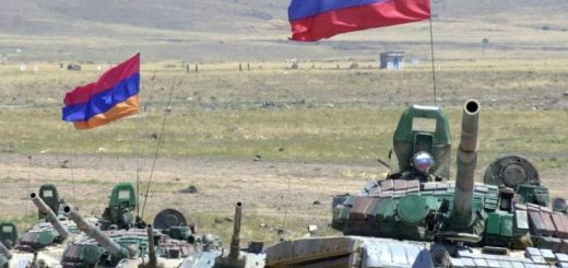 Договора об объединенной армяно-российской группировке войск вызвал множество обсуждений. Эксперты, политологи, бывшие и действующие чиновники Армении выражают противоположные мнения.