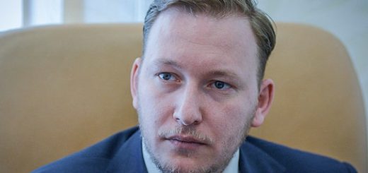Один из лидеров кампании «Говори правду» Андрей Дмитриев рассуждает о ЕАЭС, новом составе парламента Белоруссии и перспективах белорусского политического поля.