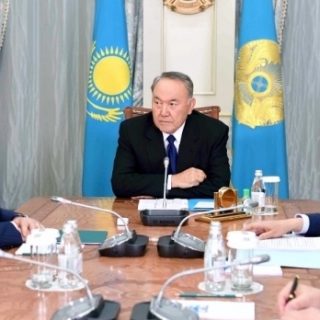 Президент Казахстана и глава ЕЭК обсудили повестку саммита ЕАЭС