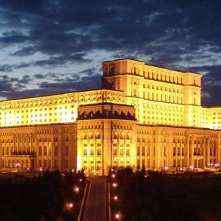 Парламент Румынии