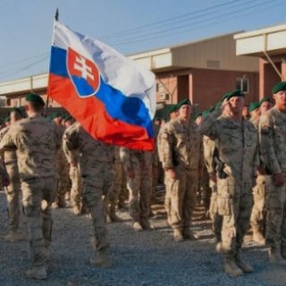 Ассоциация словацких военных требует расследовать деятельность чиновников, поддержавших курс на обострение отношений с Россией.