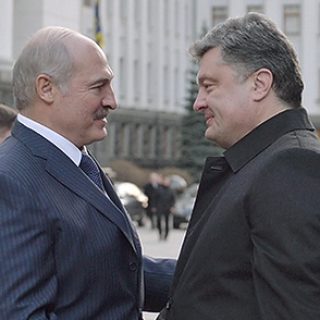 Аленксандр Лукашенко и Петр Порошенко