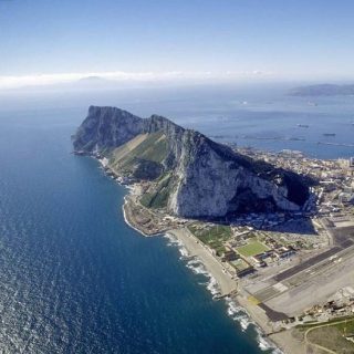 Великобритания, ЕС и Испания делят Гибралтар
