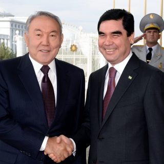 Нурсултан Назарбаев и Гурбангулы Бердымухамедов