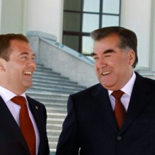 Медведев и Рахмон