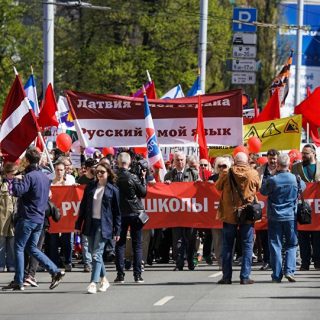 Протесты в Латвии