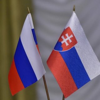 Россия и Словакия
