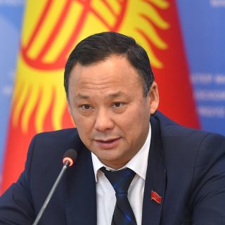 Глава МИД Киргизии Руслан Казакбаев