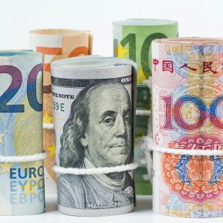 Доллар, евро и юань