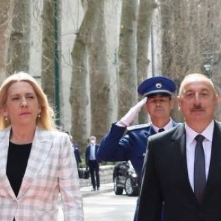 Желка Цвиянович и Ильхам Алиев
