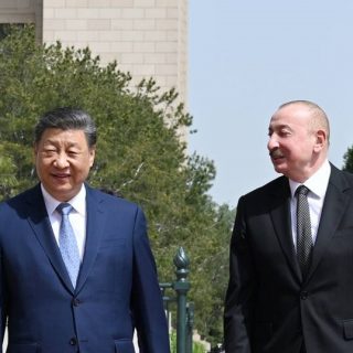 Си Цзиньпин и Ильхам Алиев