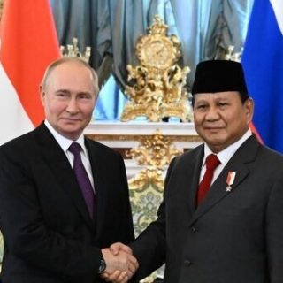 Путин и Владимир Путин и Прабово Субианто