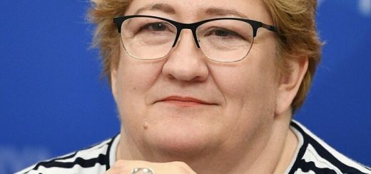 заведующая сектором Центра постсоветских исследований ИМЭМО им. Е.М. Примакова РАН Елена Кузьмина