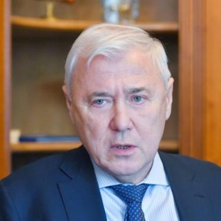 Анатолий Аксаков