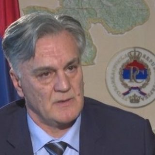 Синиша Каран