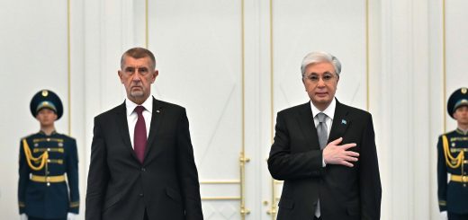 Токаев и Бабиш