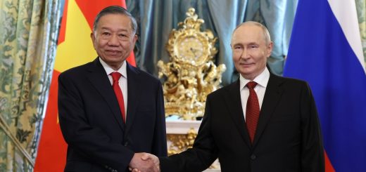 Путин и То Лам